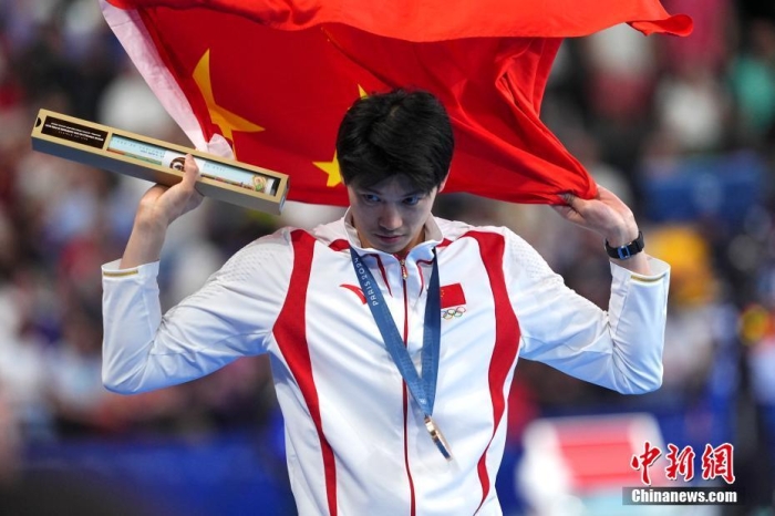 奥运早报：张之臻／王欣瑜创造历史，中国男单