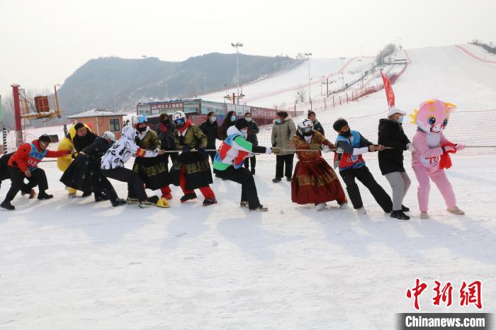 天津市蓟州盘山滑雪场举办第十九届冰雪运动大