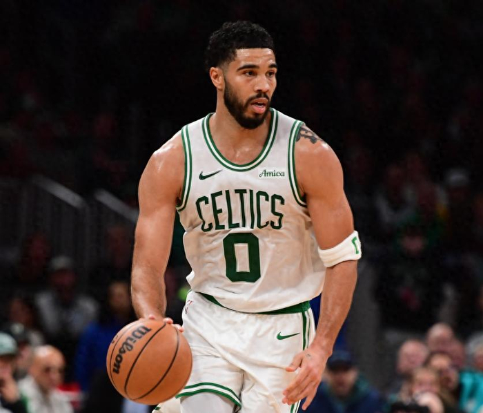 塔图姆爆发率队大胜黄蜂 绿军伤病潮中显露争冠