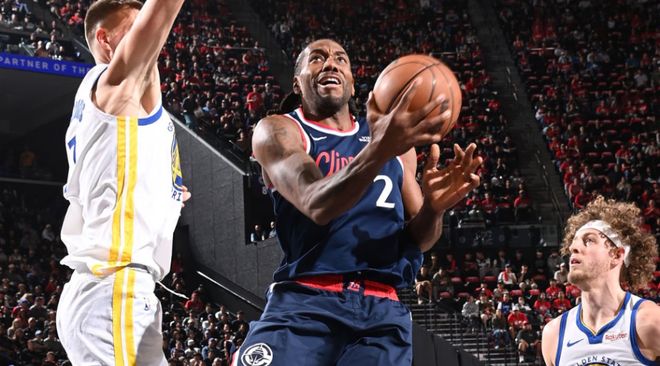 库里35分率勇士逆转快船 淘汰对手争夺西部8号种