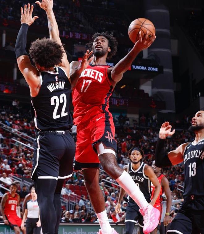 雷霆大胜湖人，西部排名犬牙交错，火箭或迎战